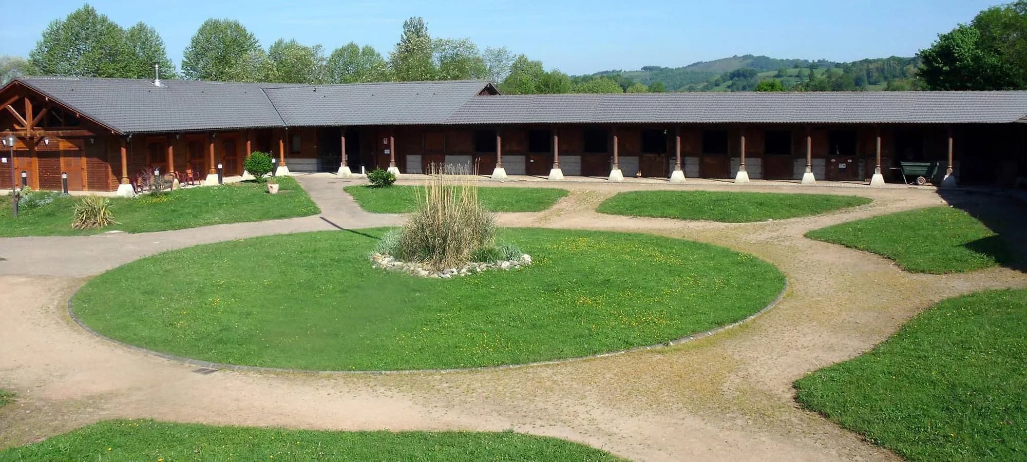 CENTRE EQUESTRE DE LA BASTIDE DE SEROU - La Bastide-De-Serou