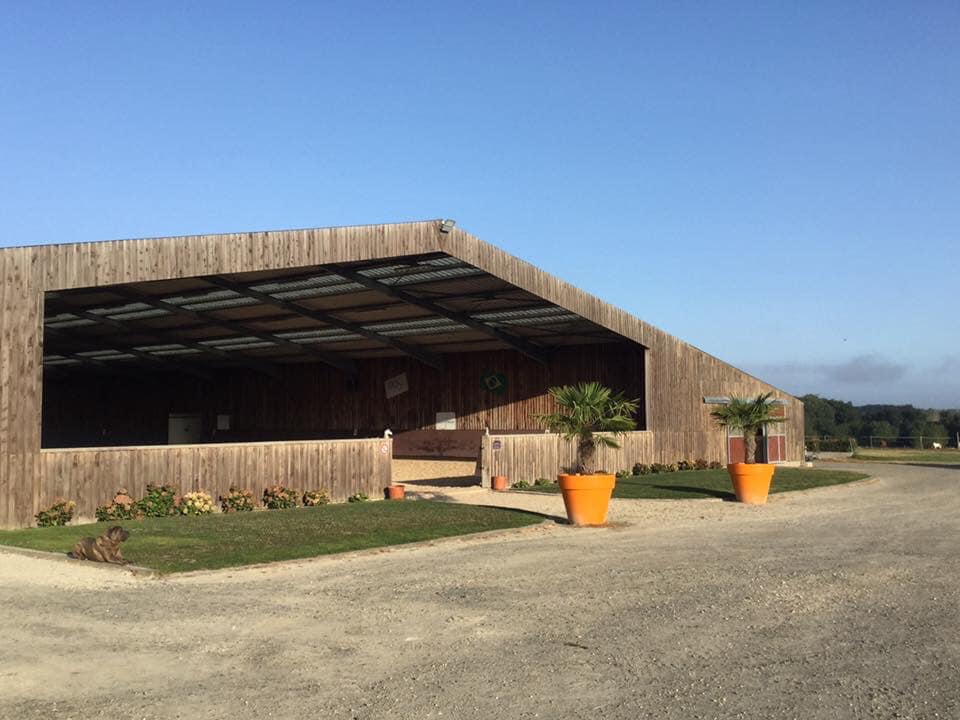 HARAS D'OE - Notre-Dame-D Oe
