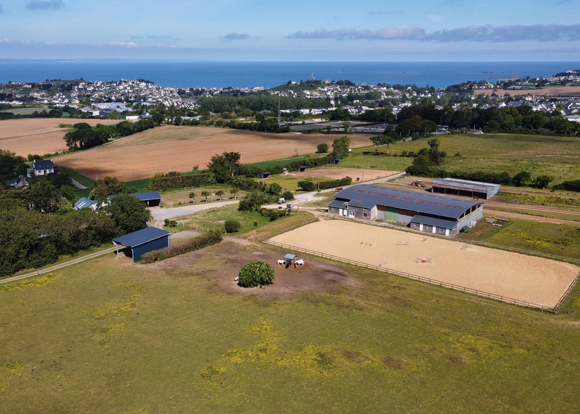 EARL CENTRE EQUESTRE LA JEANNETTE - Pleneuf-Val-Andre