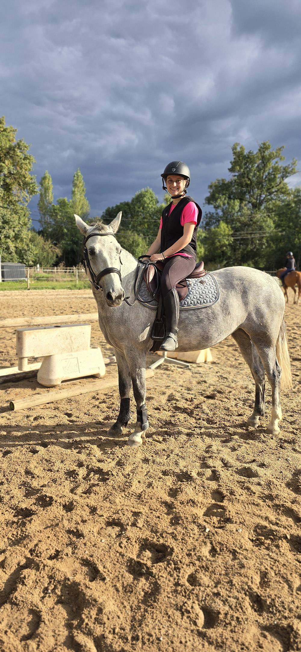 ASSOCIATION CAVALIERE ET CAVALIERS PONEY CLUB CENTRE EQUESTRE LILLHIPPUS - Onet Le Chateau