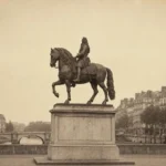 Le cheval d’Henri IV au Pont-Neuf, coulé dans le bronze de Napoléon : ce que cachait son ventre