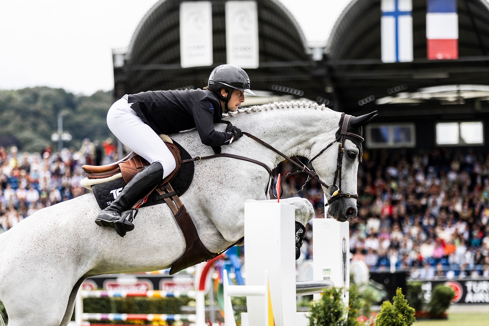 Cavalier Martin Fuchs avec bottes Freejump Liberty One Plus en concours international