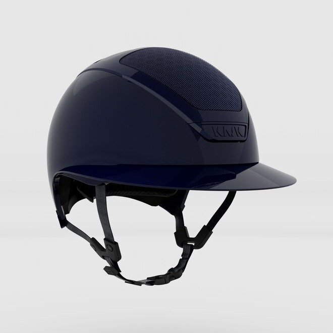 Packshot du casque KASK Star Lady Pure Shine bleu marine brillant, visière large, fond gris clair
