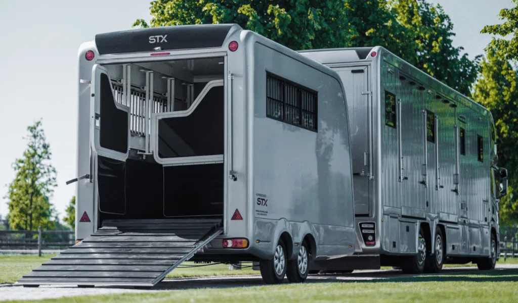Atelier STX Horseboxes, savoir-faire camions