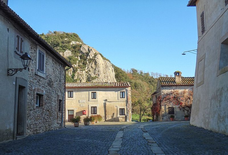 Tolfetano
